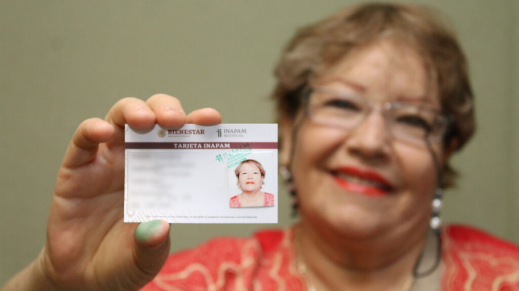 Credencial del INAPAM