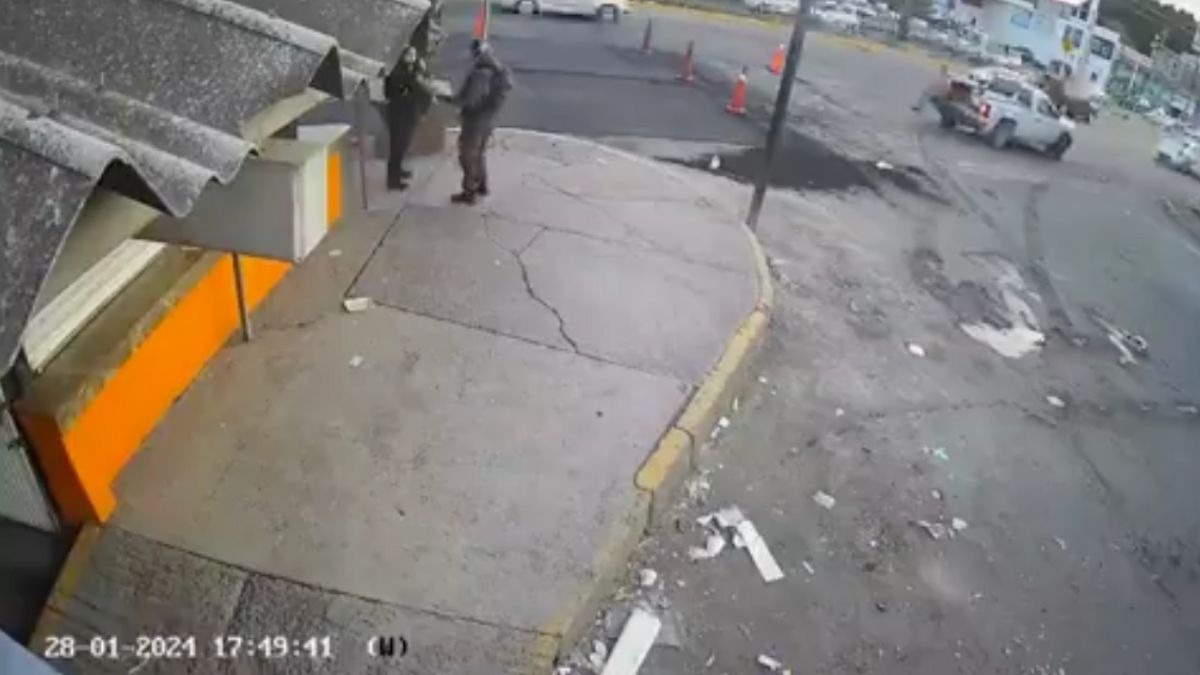 Acusan a policías de Celaya de ‘sembrar’ granada en negocio; lo niega secretario