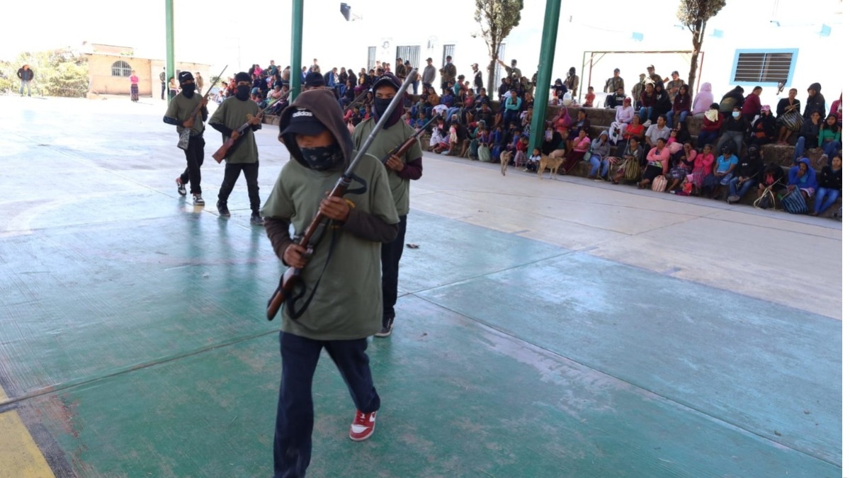 Menores armados en Guerrero