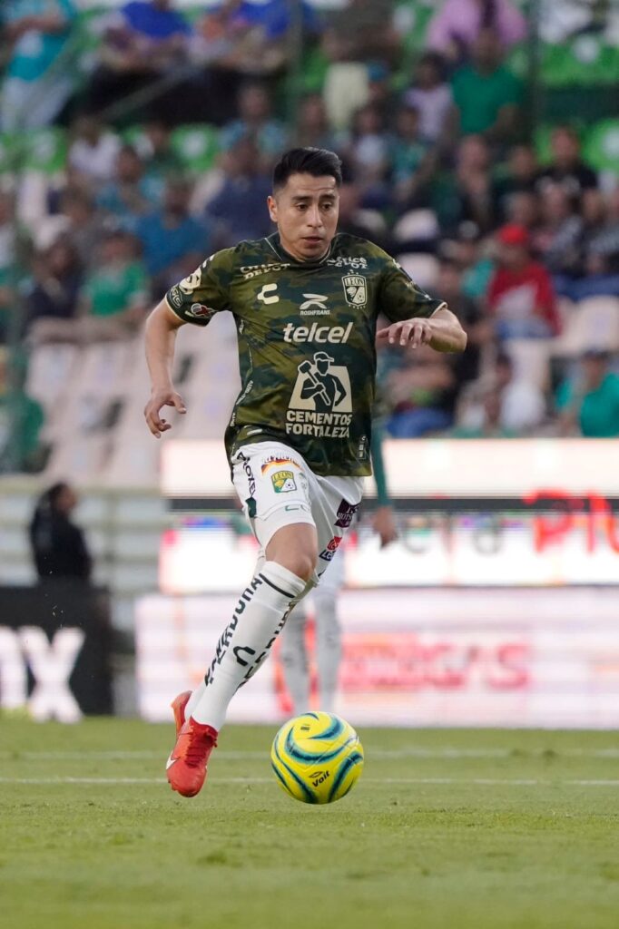 Avión Ramírez Club León