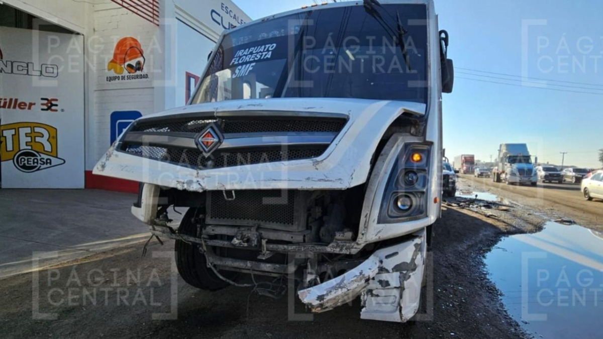 Carambola en la carretera Irapuato-Silao