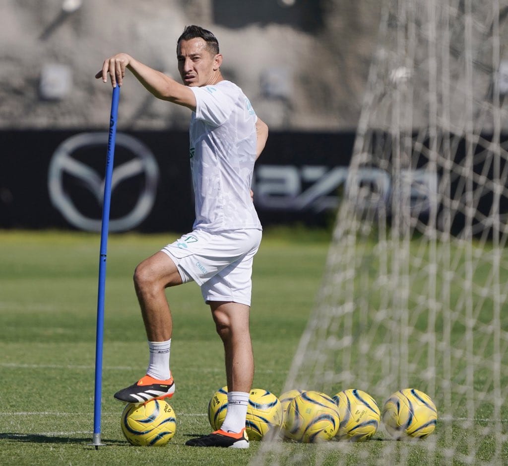 Andrés Guardado en el Club León