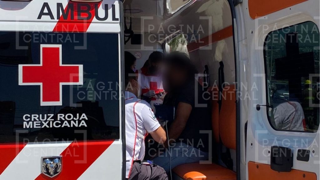 Se registra volcadura y choque en el libramiento Morelos