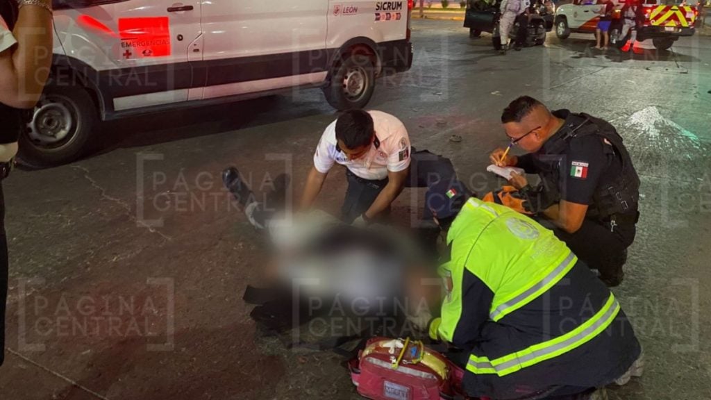 ¡Fuerte choque! Se impactan camioneta de la Guardia Nacional y auto particular en Delta
