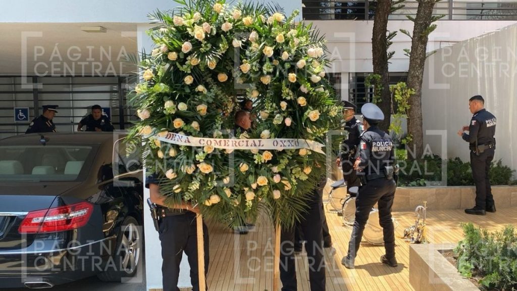 Rinden honores al policía asesinado Daniel Arévalo en León