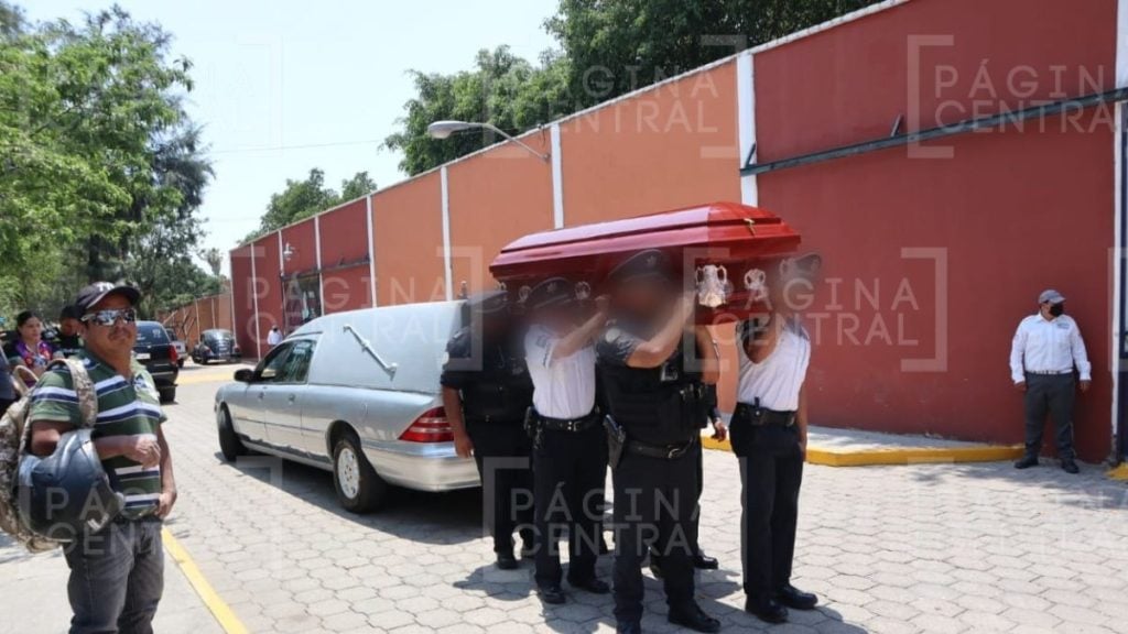 Rinden honores al policía asesinado Daniel Arévalo en León