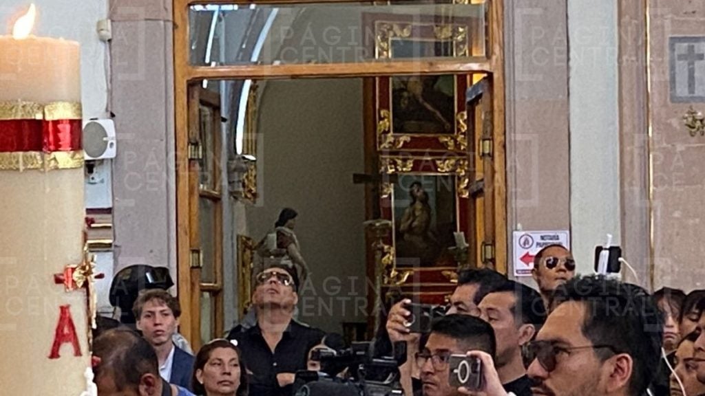 Blindan Catedral de Celaya por misa de Gisela Gaytán