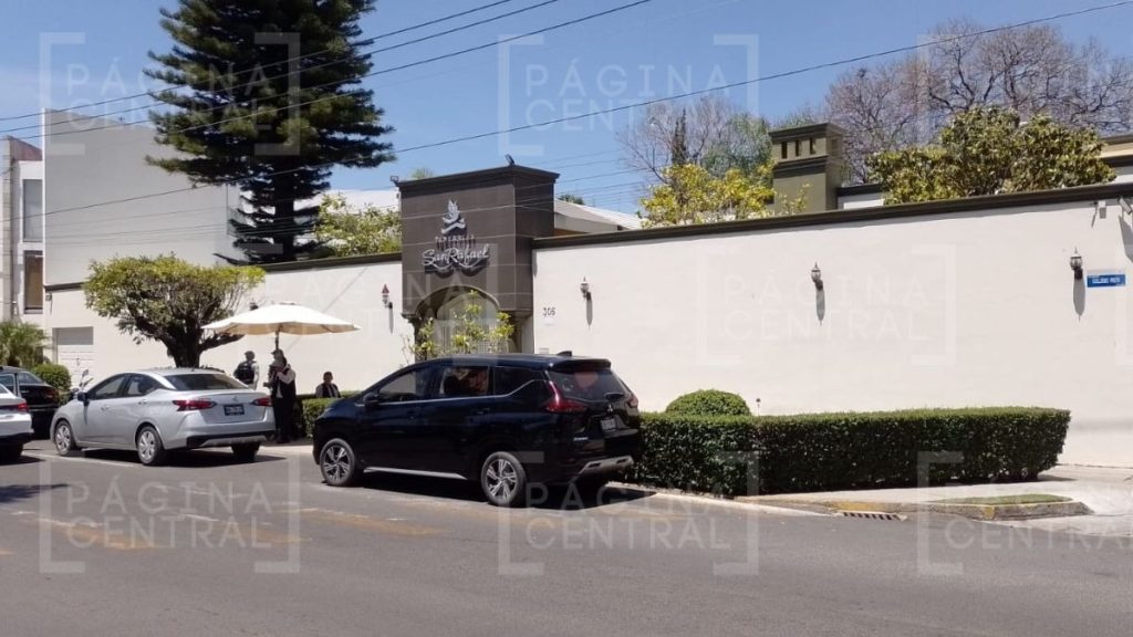 Blindan Catedral de Celaya por misa de Gisela Gaytán