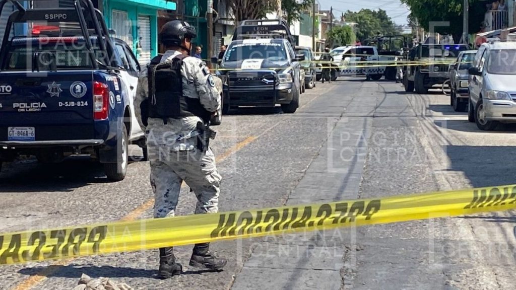 Graban cómo llegó un baleado al hospital en Las Margaritas