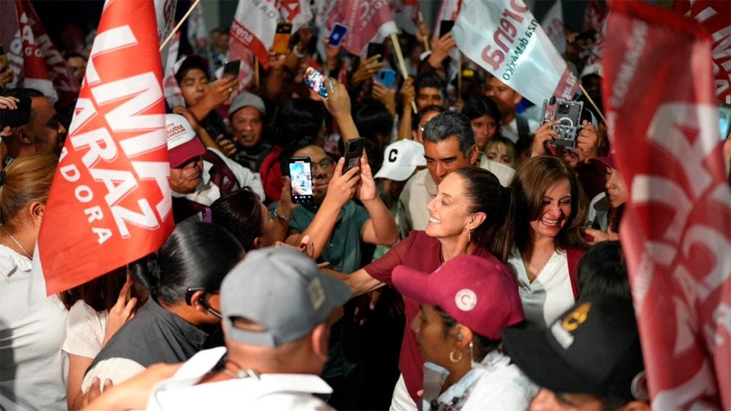 Claudia Sheinbaum: Entrega de Tarjeta Rosa es un delito electoral