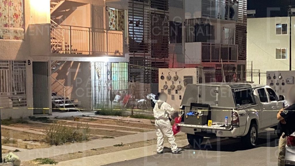 Encuentran cuerpo colgado en el baño en Brisas del Campestre 