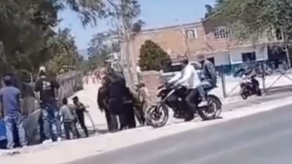 Policías lo matan por amenazar con un machete en El Mezquitillo