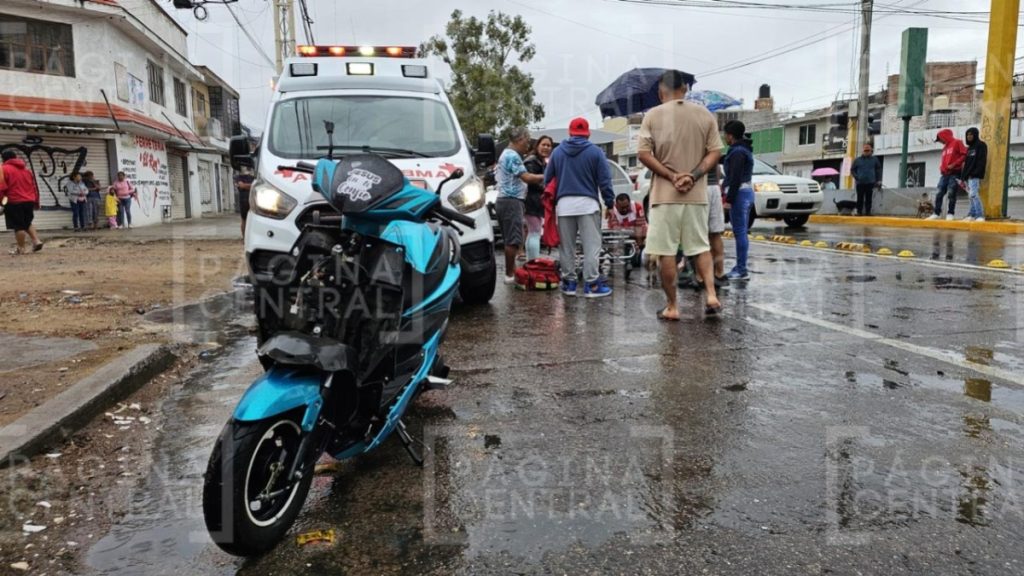 Ampliación León l: Mujer motociclista sale herida en choque