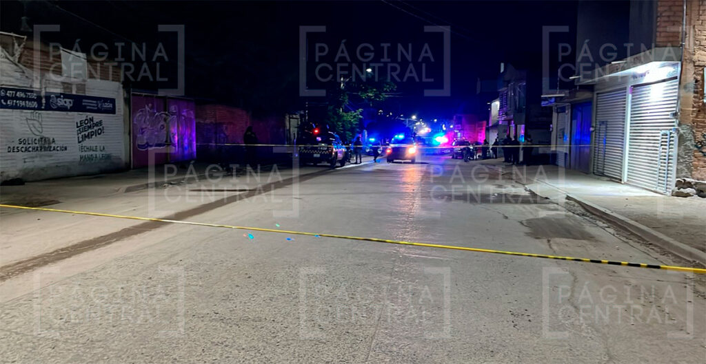 Medina: Balean a dos personas afuera de una casa, una muere