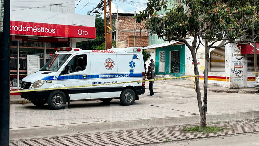 León I: Balean a 2 afuera de Cepolito