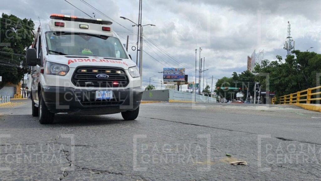 Zona Centro: Hombre se atraviesa y lo atropella camión del SIT