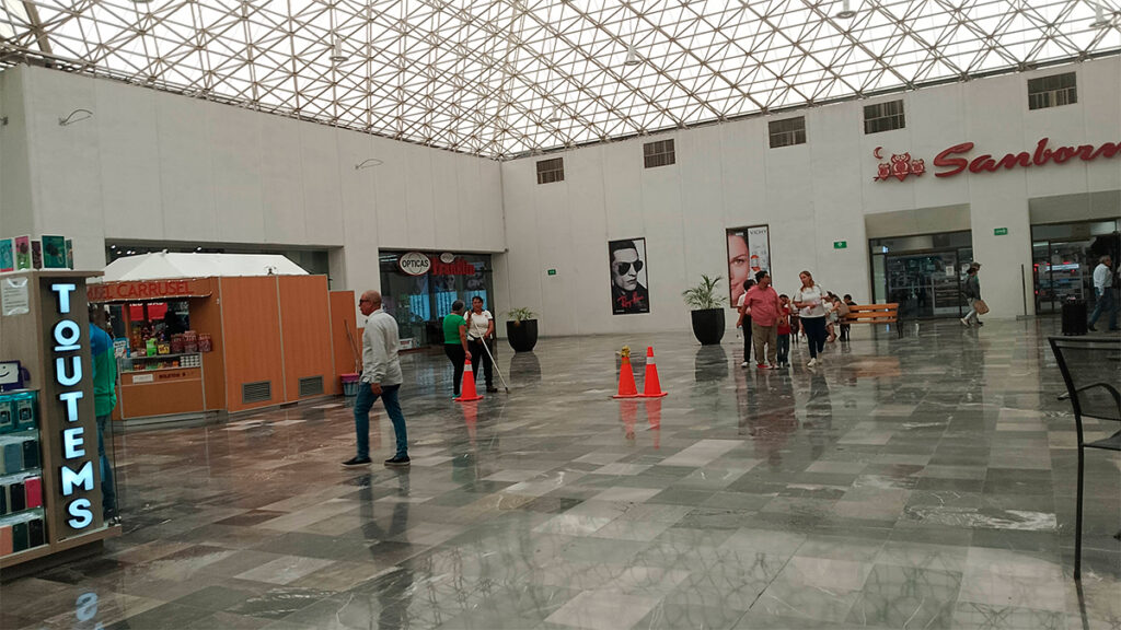 Carrusel de Plaza Mayor fue retirado 