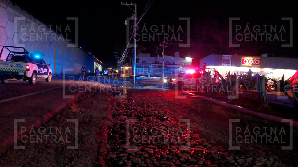 Celaya: Hallan cuerpos colgados en puente vehicular 