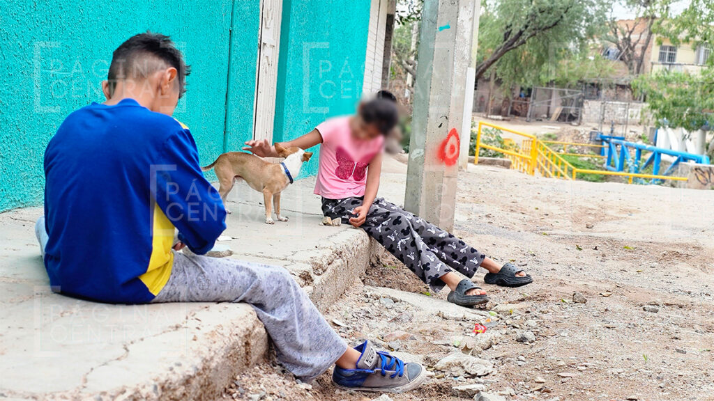 Arroyo Sardeneta: Madre salva salvar a su hijo y sobrina