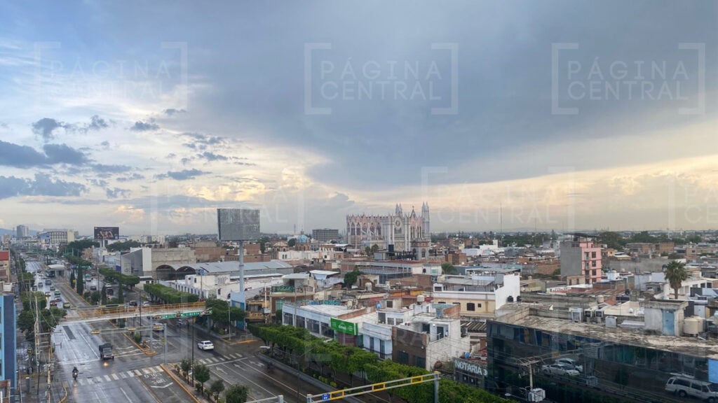 Clima en León nublado lluvias