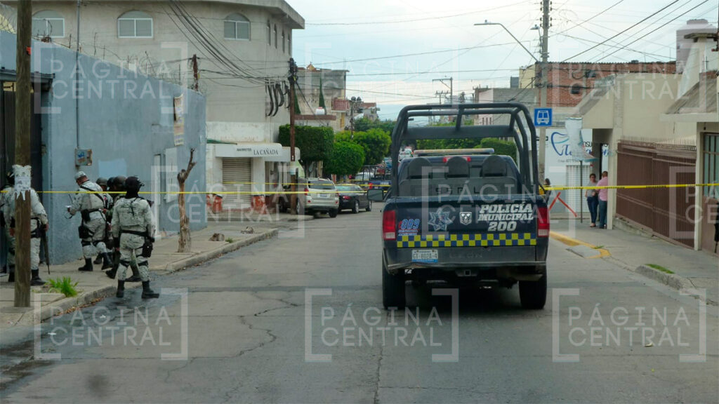 Lomas de Vista Hermosa: Asesinan a joven en su camioneta