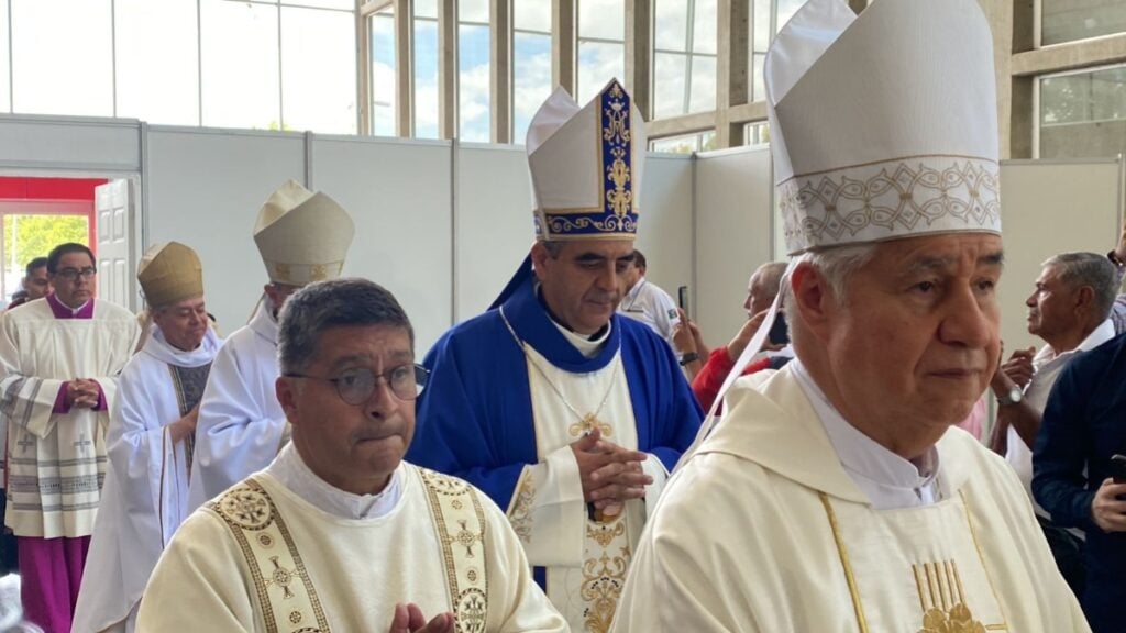 Jaime Calderón Calderón llega a la Arquidiócesis de León