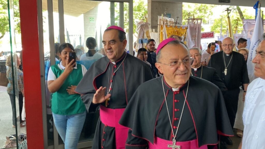 Jaime Calderón Calderón llega a la Arquidiócesis de León