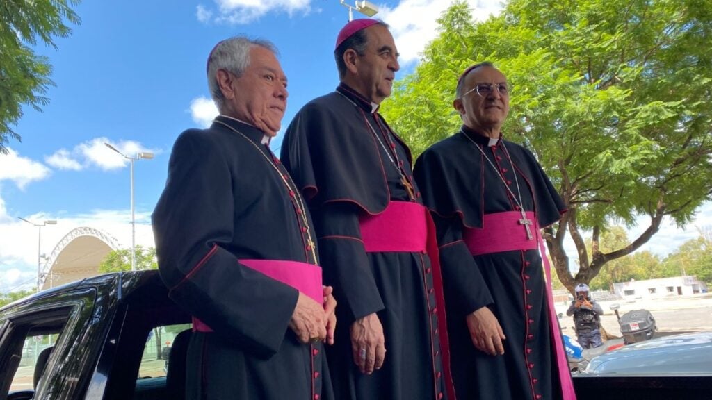 Jaime Calderón Calderón llega a la Arquidiócesis de León