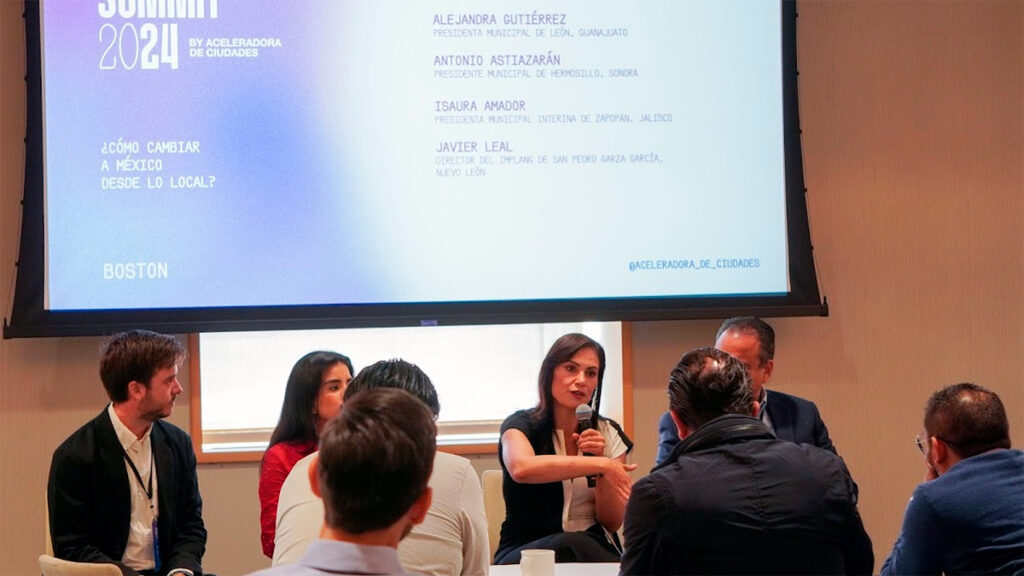 'Participa León' es presentado ante alcaldes de Visionarios Summit