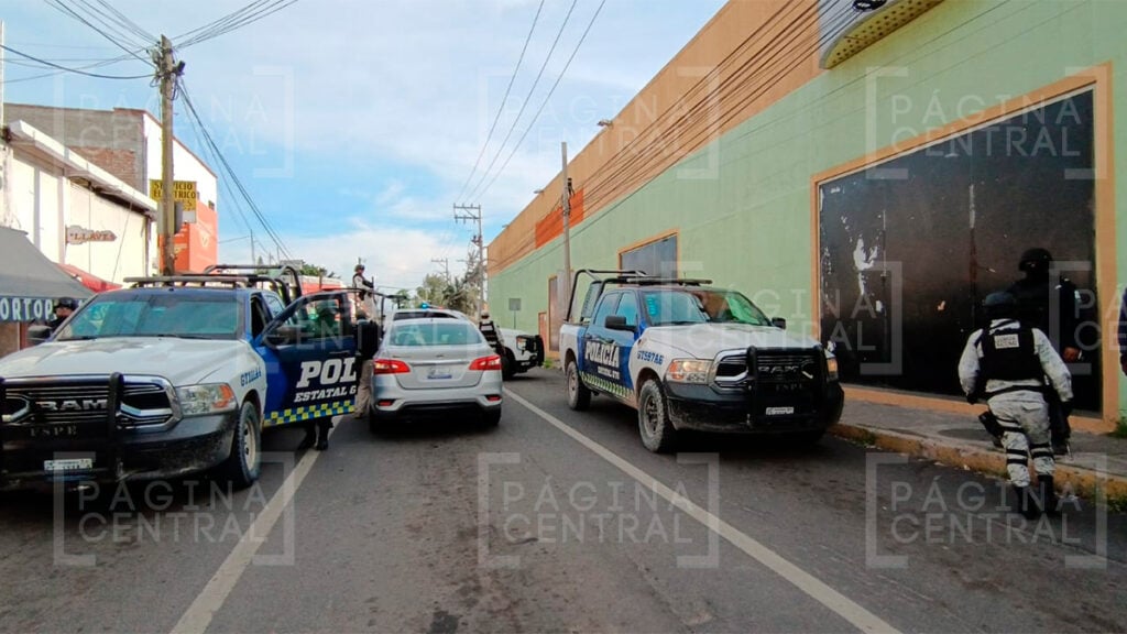 Celaya; Asesinan a balazos a comerciante cerca del IMSS