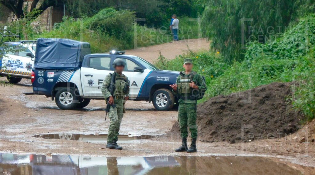 Ojo de Agua: Encuentran a 'encobijado' a un lado del camino 