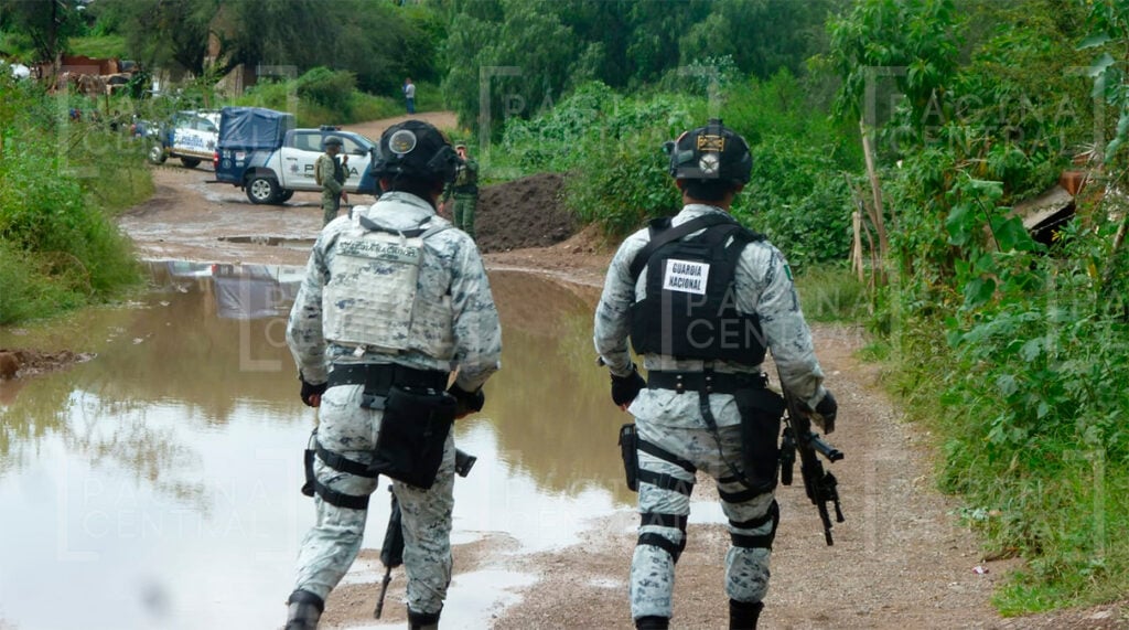 Ojo de Agua: Encuentran a 'encobijado' a un lado del camino 