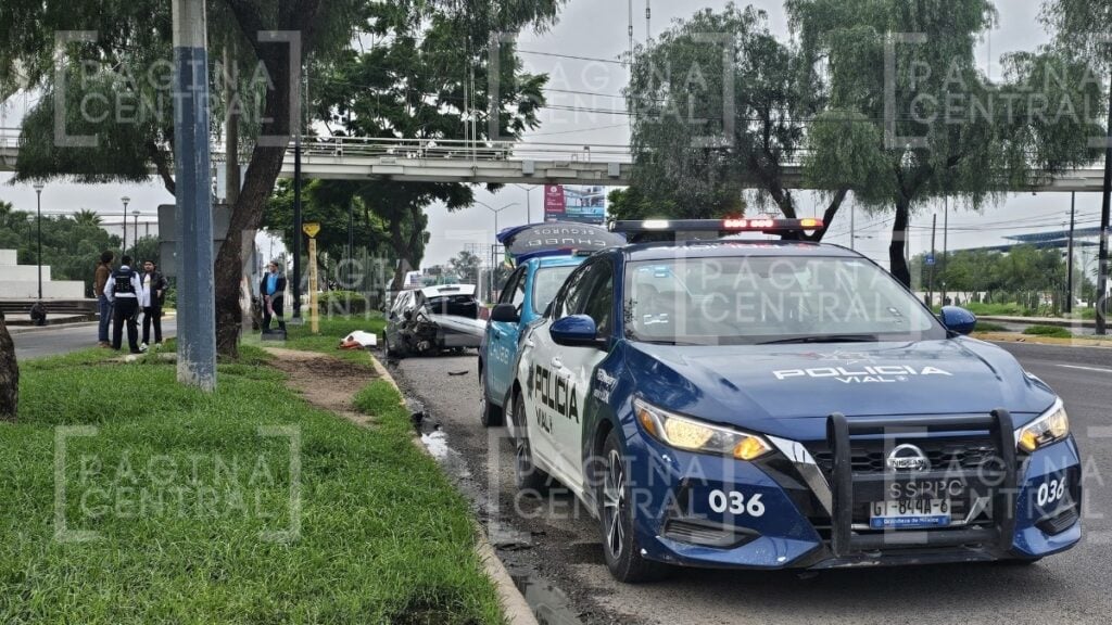 Bulevar Aeropuerto: Se registra fuerte choque en Puente de Milenio