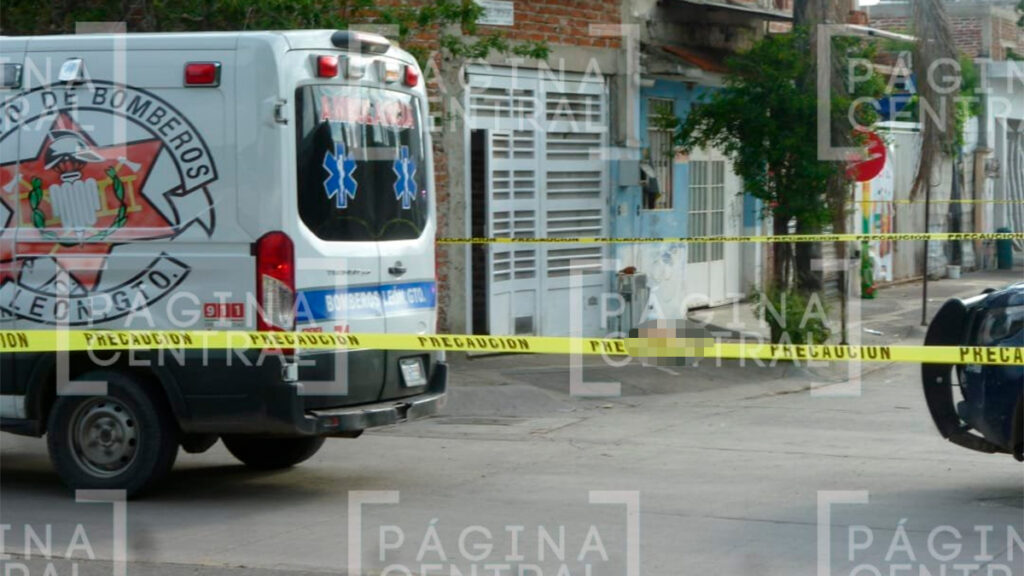 Paseo de las Torres: Ejecutan a hombre cuando abrió la puerta de su casa