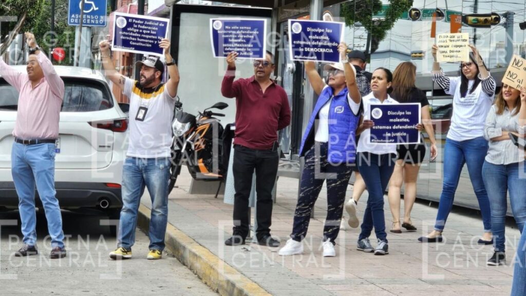 Manifestación reforma judicial: Muestran rechazo afuera del PJF