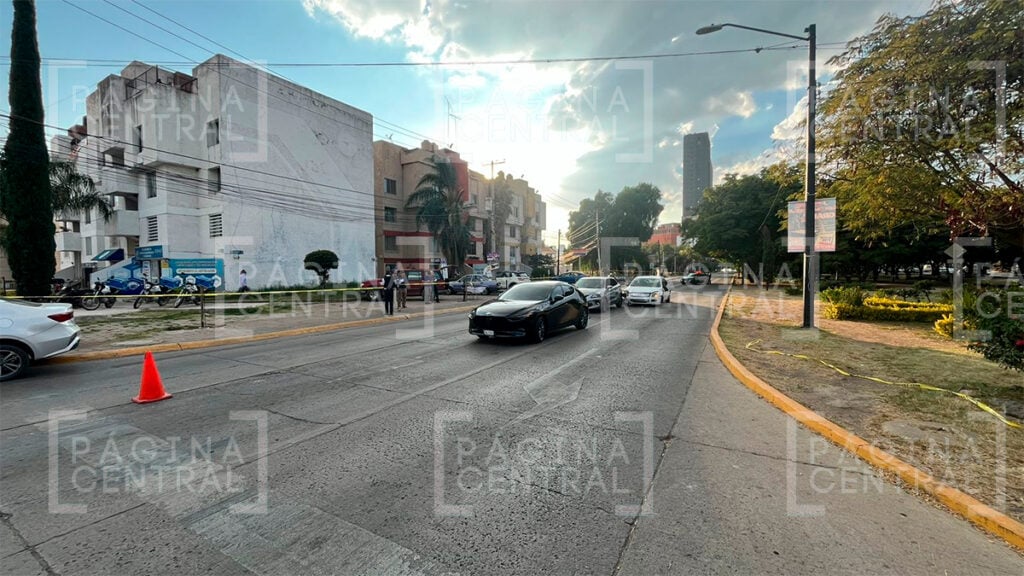 Jardines del Moral: Mujer fallece tras sufrir un infarto mientras conducía 