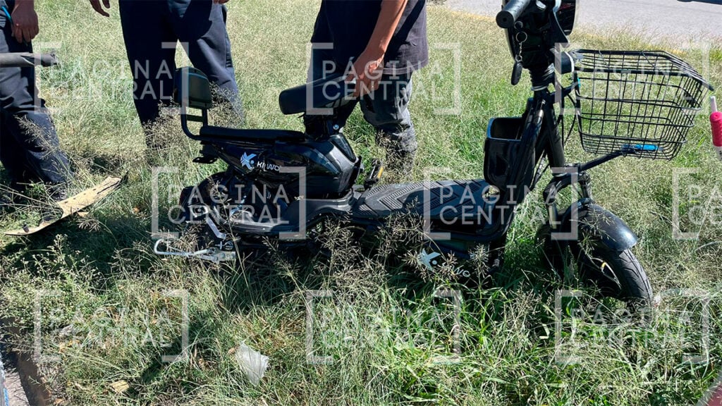 León I: Mujer en triciclo eléctrico es atropellada al intentar cruzar el bulevar