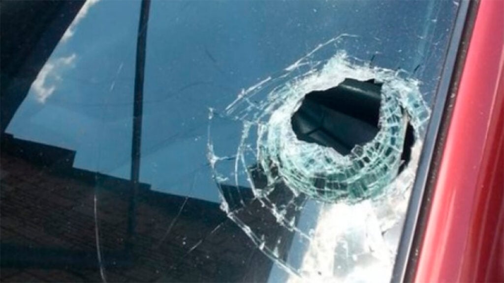 Nunca dejes estos objetos dentro de tu automóvil o podrías sufrir un accidente