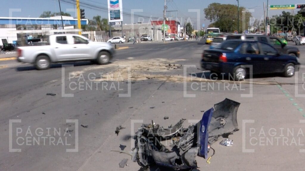  Impactante choque en León deja daños graves, pero sin heridos