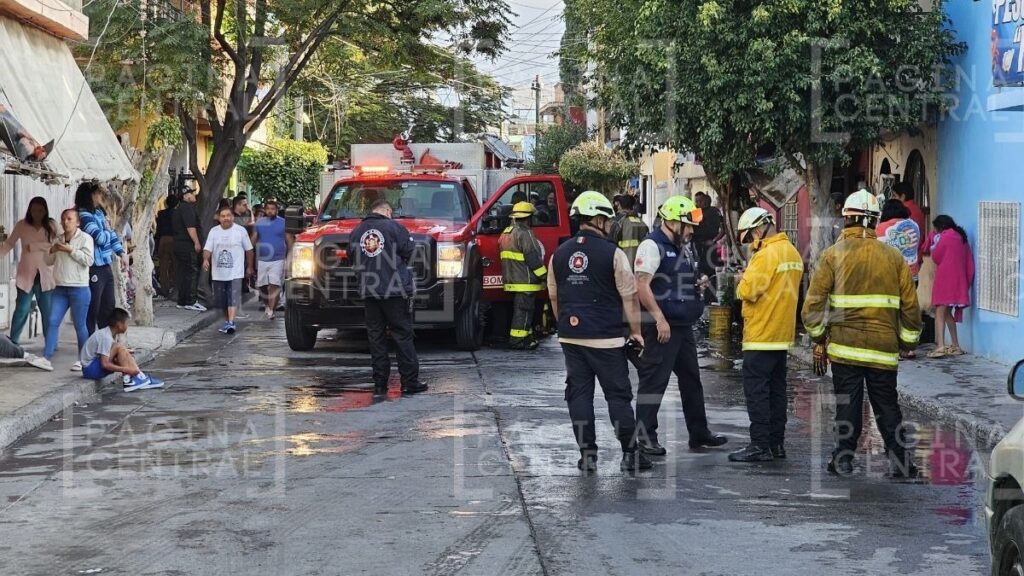 Lomas de la Trinidad: Mueren esposos y su hija en incendio