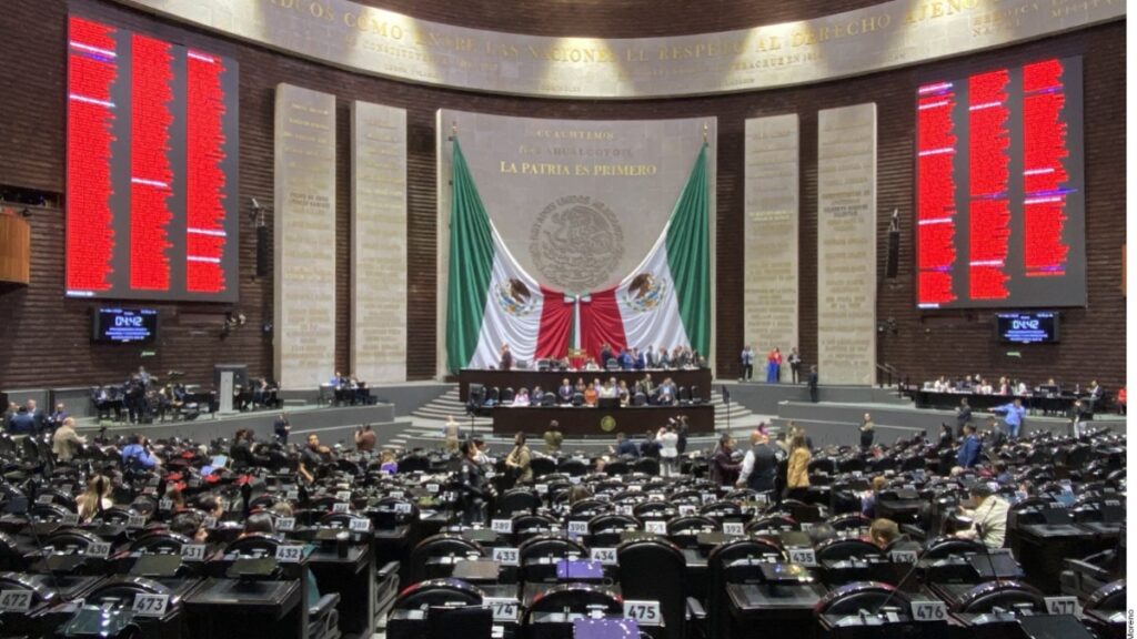 Avalan PEF 2025 entre acusaciones por alcoholizado