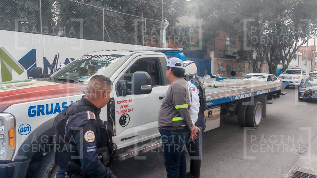 Detienen a tres hombres a bordo de grúa tras reporte de disparos en el Timoteo Lozano 