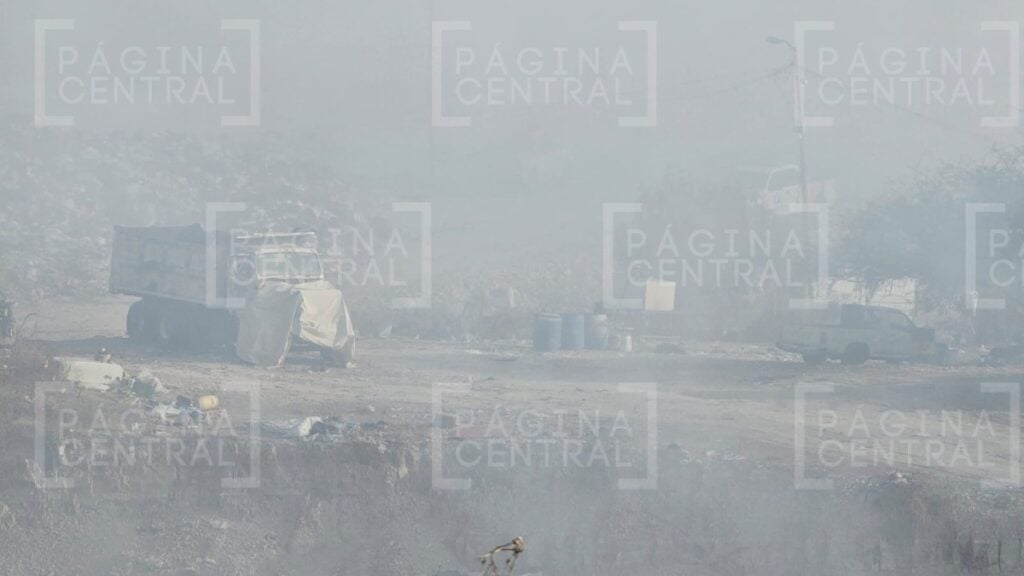 Tratan de controlar incendio en el relleno sanitario de San Pancho