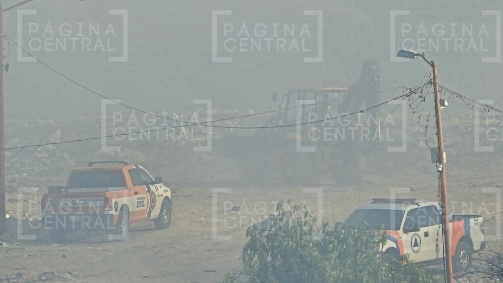 Tratan de controlar incendio en el relleno sanitario de San Pancho