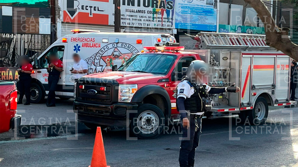Incendio en ferretería sobre Torres Landa afecta tráfico y moviliza cuerpos de emergencia