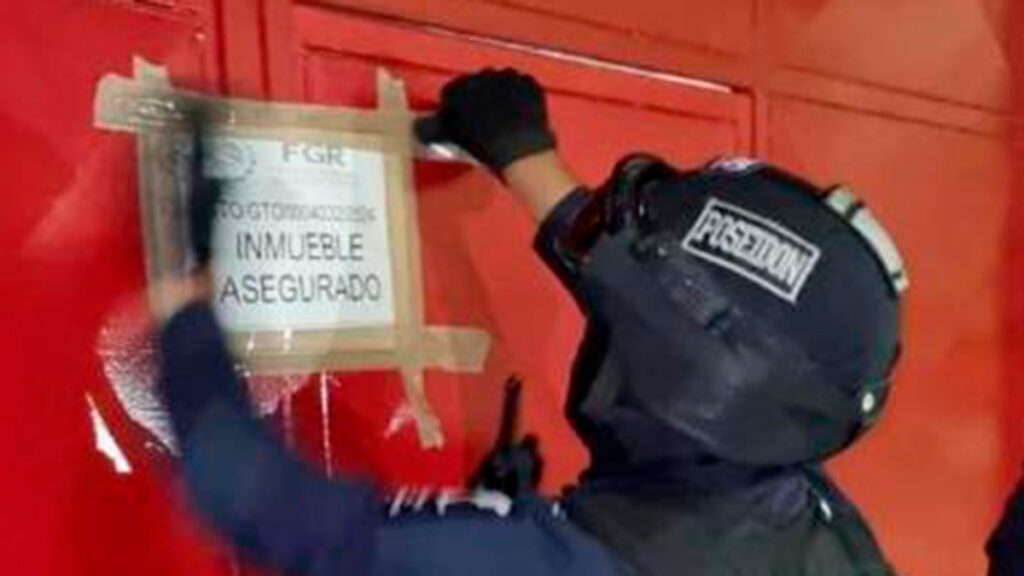 Guanajuato: Catean Plaza de Toros y encuentran presunta droga; detienen a uno