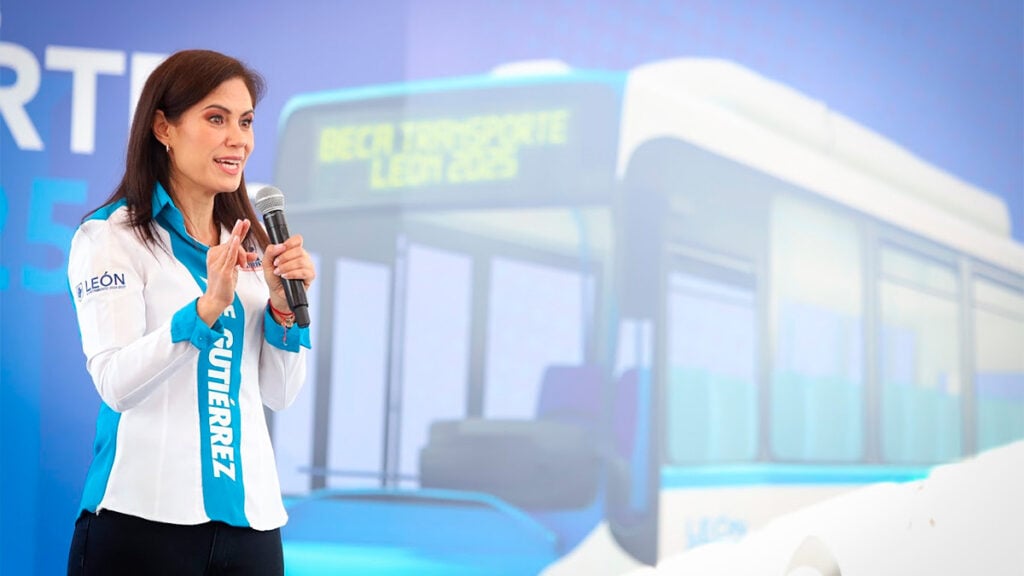 Gobierno de León entregará 5,000 tarjetas Pagobús gratuitas a estudiantes