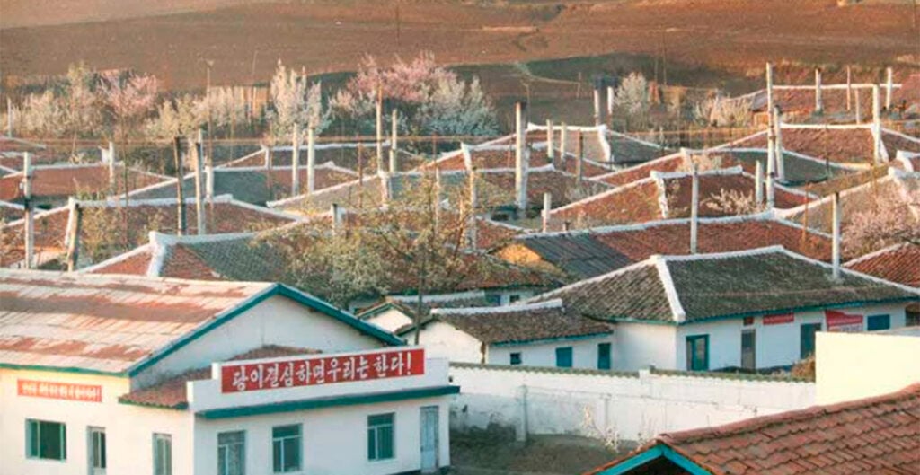 ¿Por qué están prohibidos los divorcios y los hot dogs en Corea del Norte?