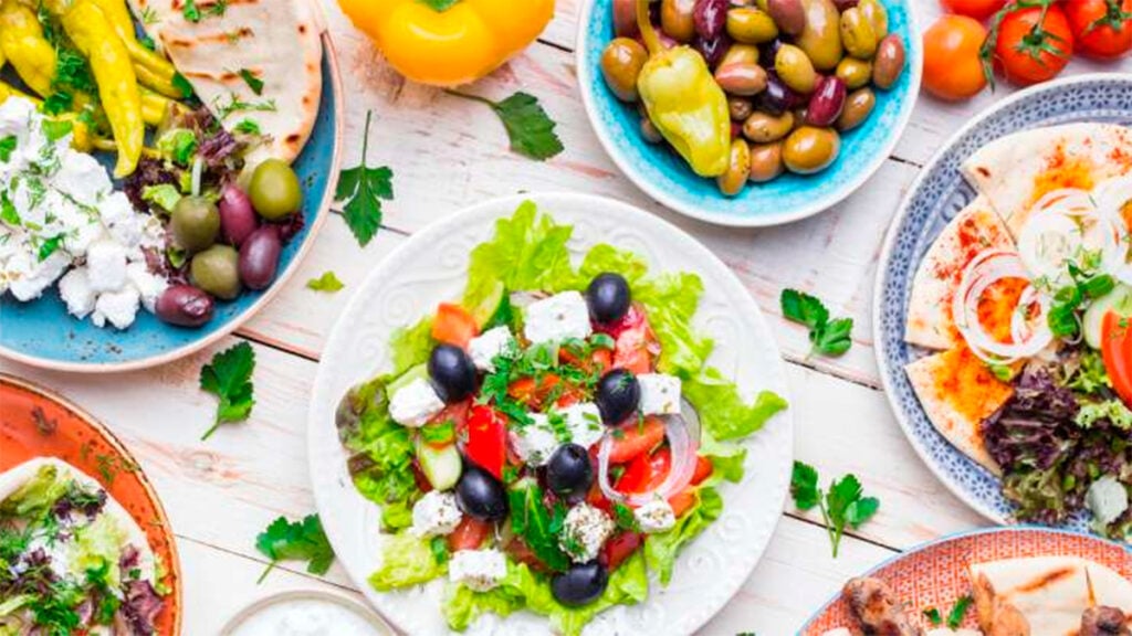 ¿Qué comer para vivir más y estar más saludable?