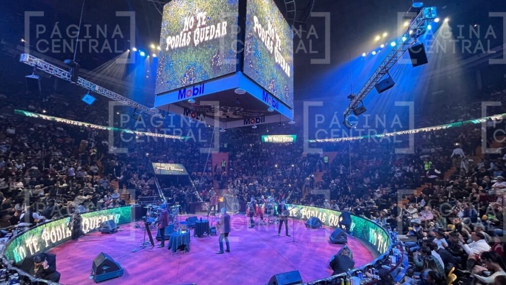 Conjunto Primavera llena el Palenque de León y arranca gira 2025